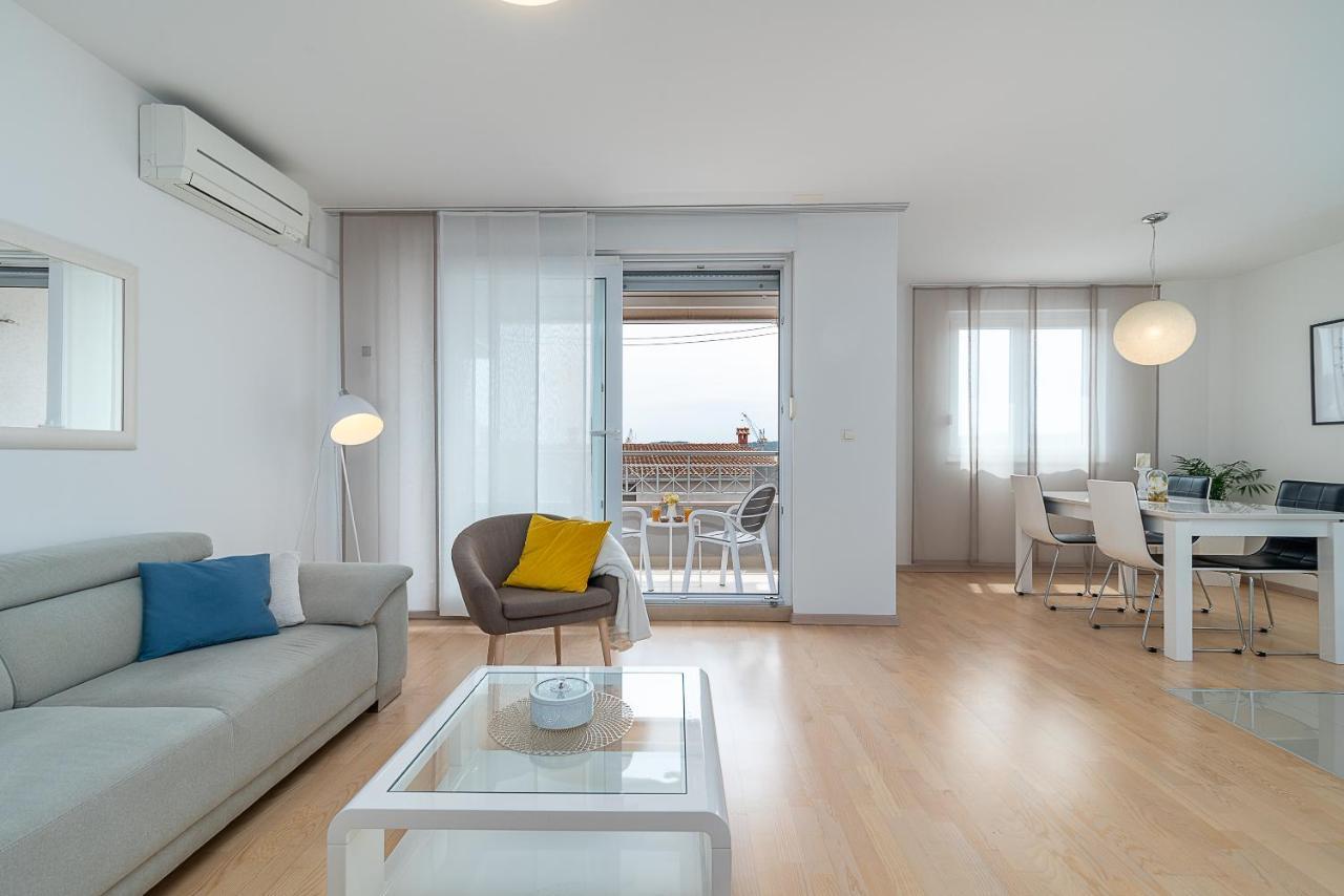 Apartman Marino Трогир Екстериор снимка