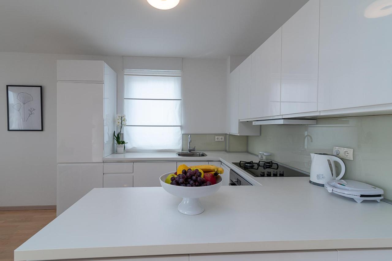 Apartman Marino Трогир Екстериор снимка