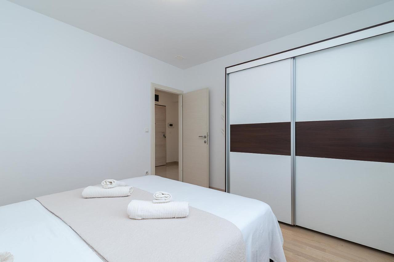 Apartman Marino Трогир Екстериор снимка